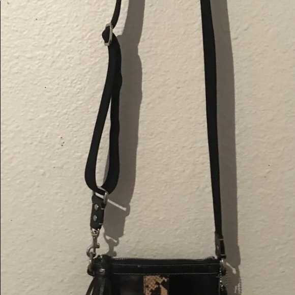 Coach Shoulder Bag - Picture 6 of 7